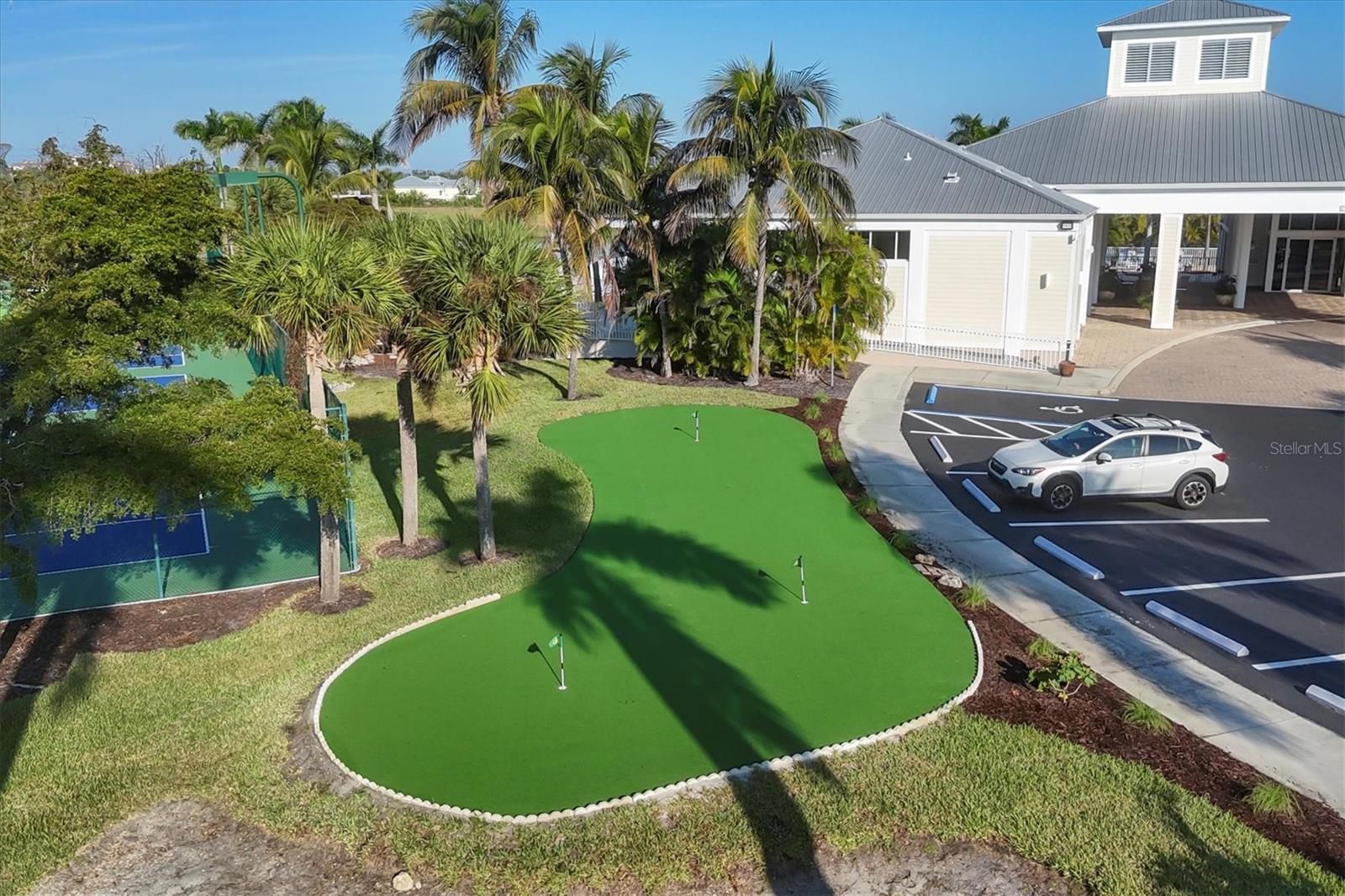 Image 49 of 57 For 8413 Placida Road 407