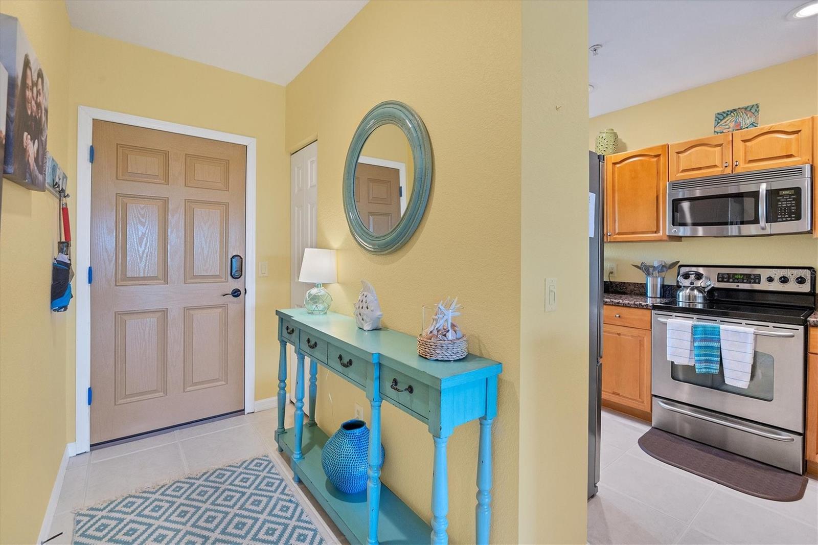 Image 5 of 57 For 8413 Placida Road 407