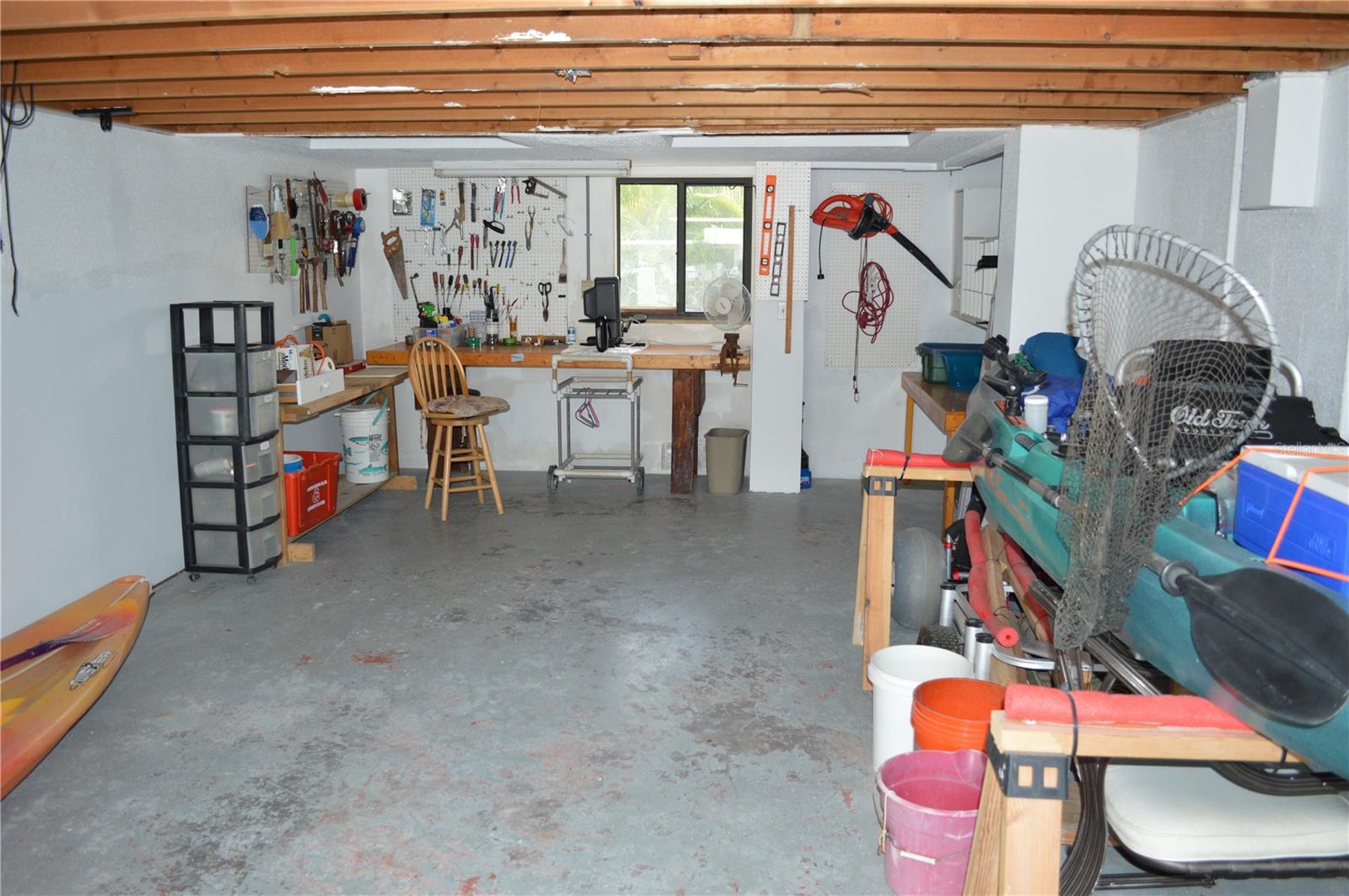 Image 29 of 49 For 2727 Beach Road 113