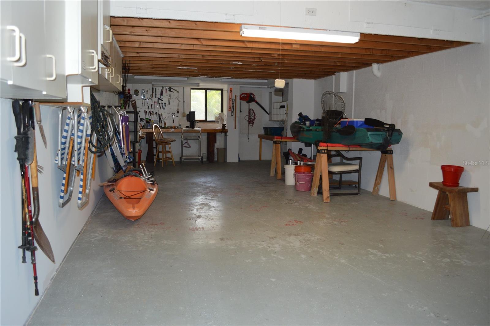 Image 31 of 49 For 2727 Beach Road 113