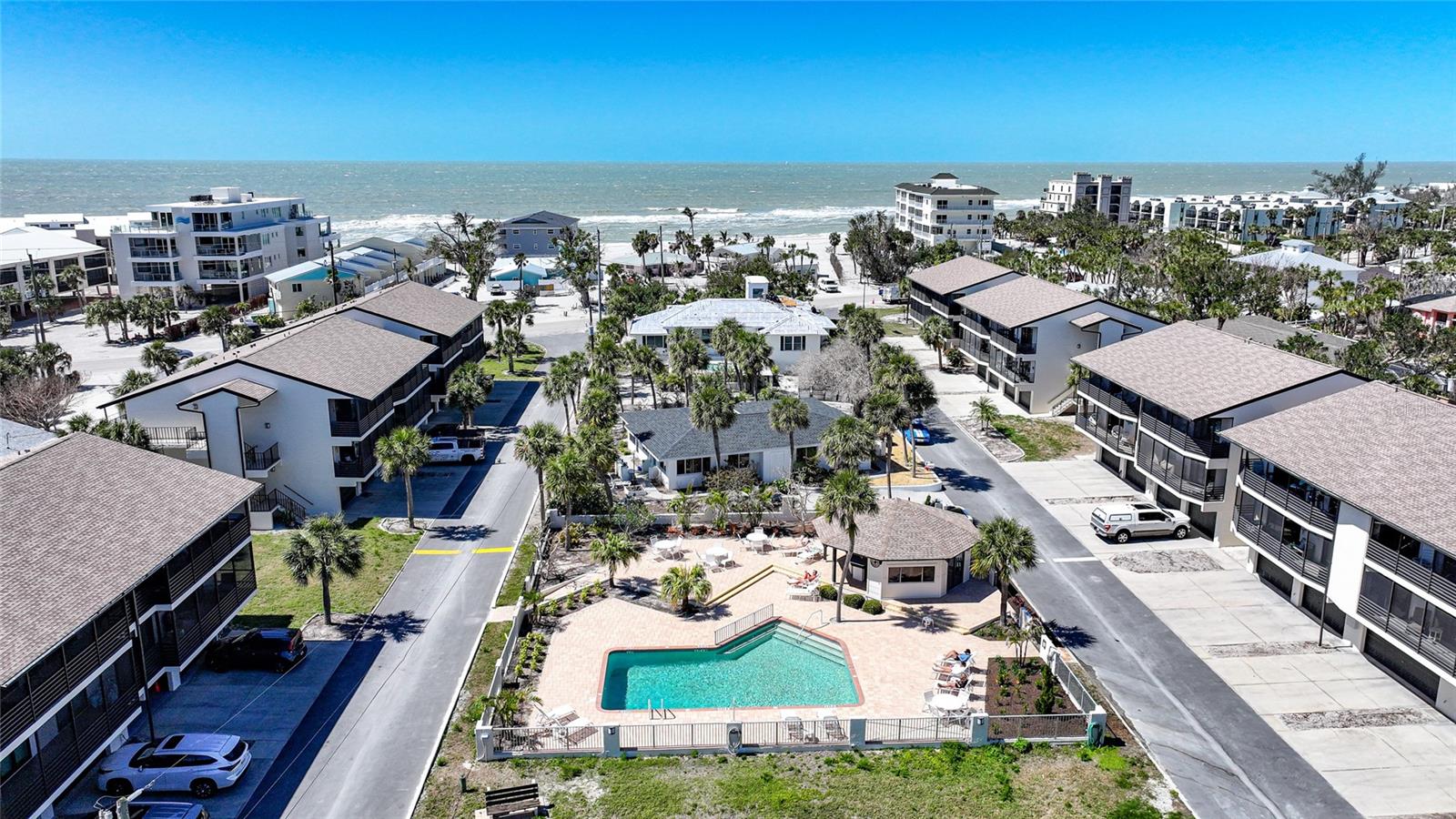 Image 38 of 49 For 2727 Beach Road 113