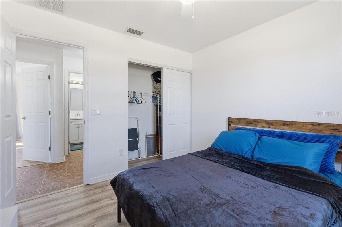 Image 16 of 43 For 6628 Thorman Road