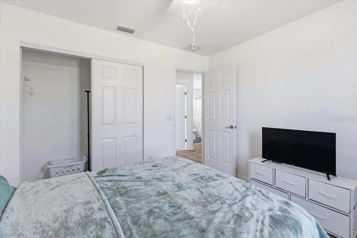 Image 21 of 43 For 6628 Thorman Road