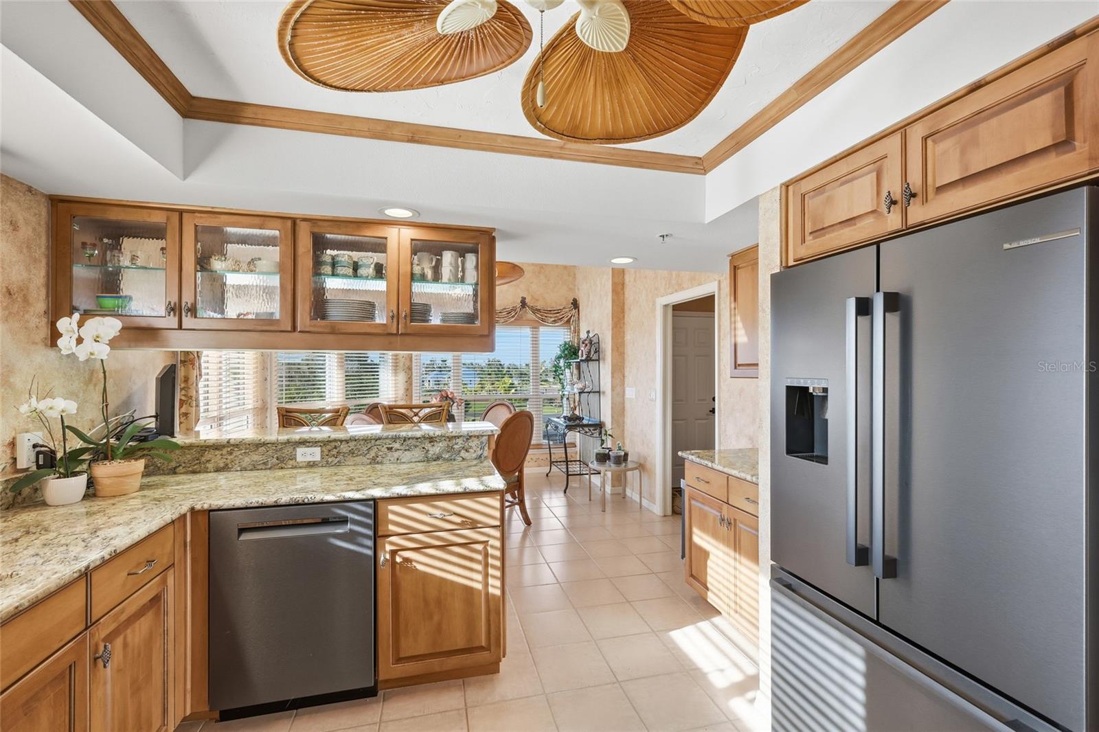 Image 10 of 69 For 11000 Placida Road 1504