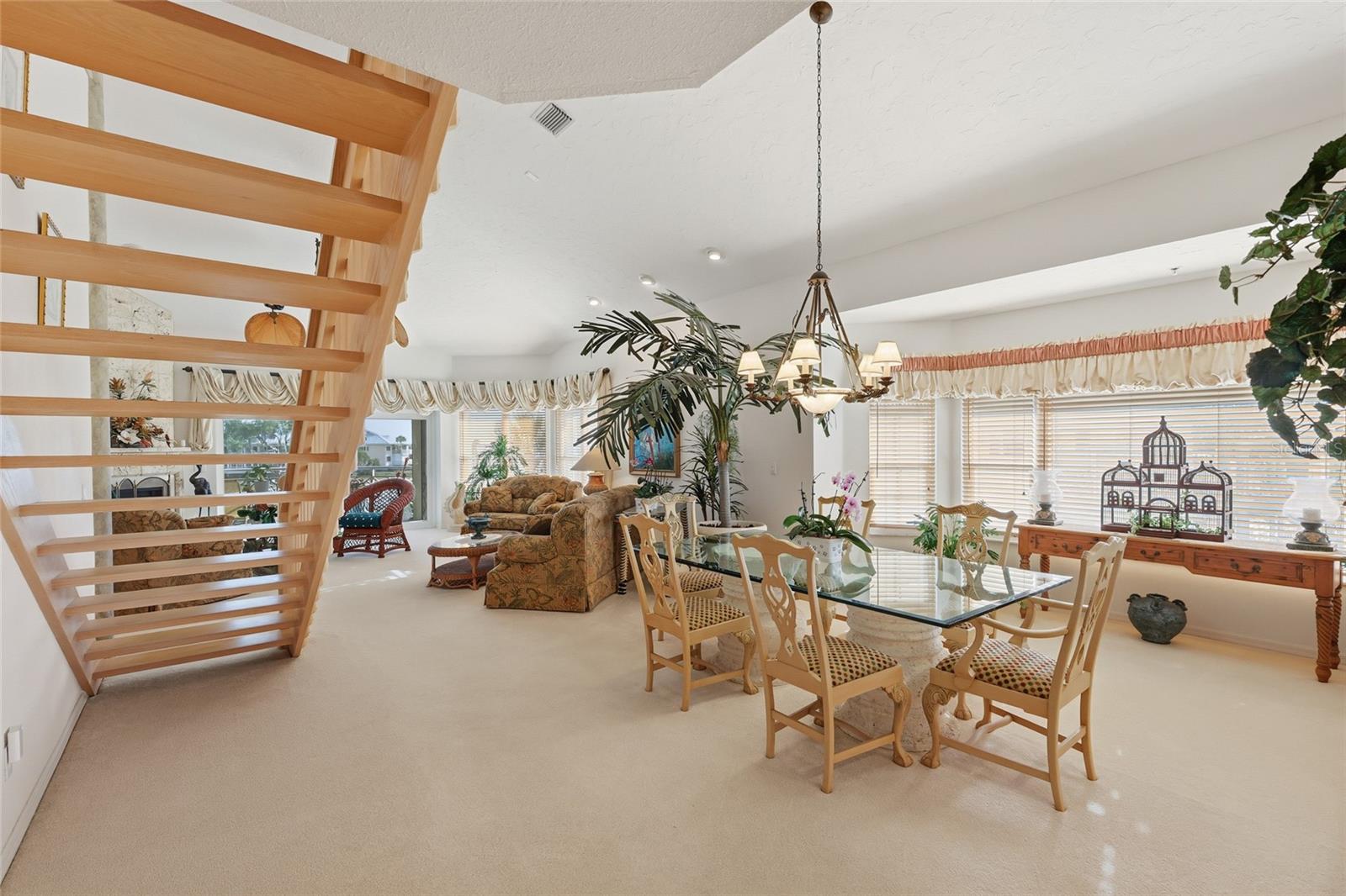 Image 31 of 69 For 11000 Placida Road 1504