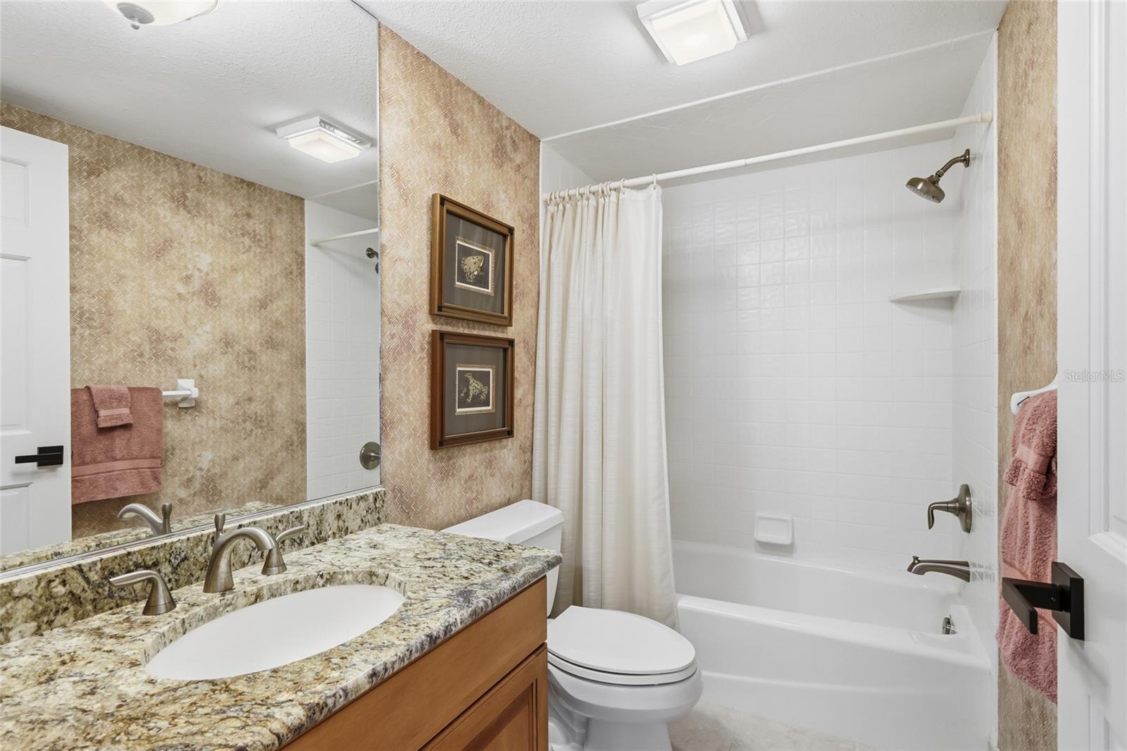 Image 40 of 69 For 11000 Placida Road 1504