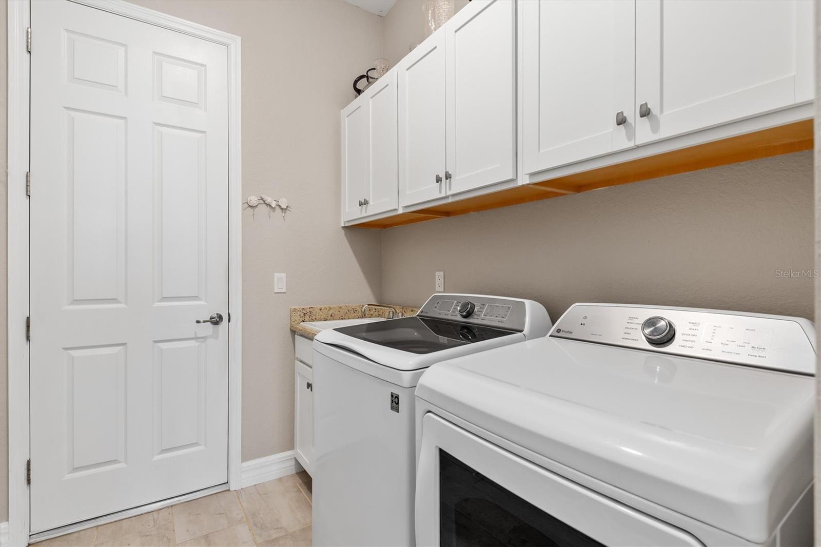 Image 28 of 58 For 14412 Ponce De Leon Trail