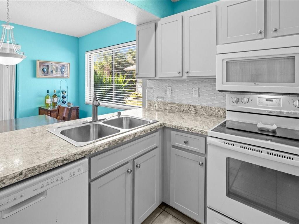 Image 16 of 45 For 115 Park Forest Boulevard