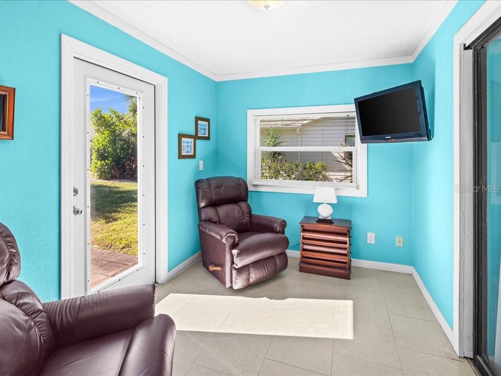 Image 20 of 45 For 115 Park Forest Boulevard