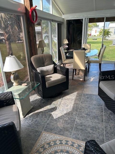 Image 10 of 83 For 2100 Kings Hwy 279