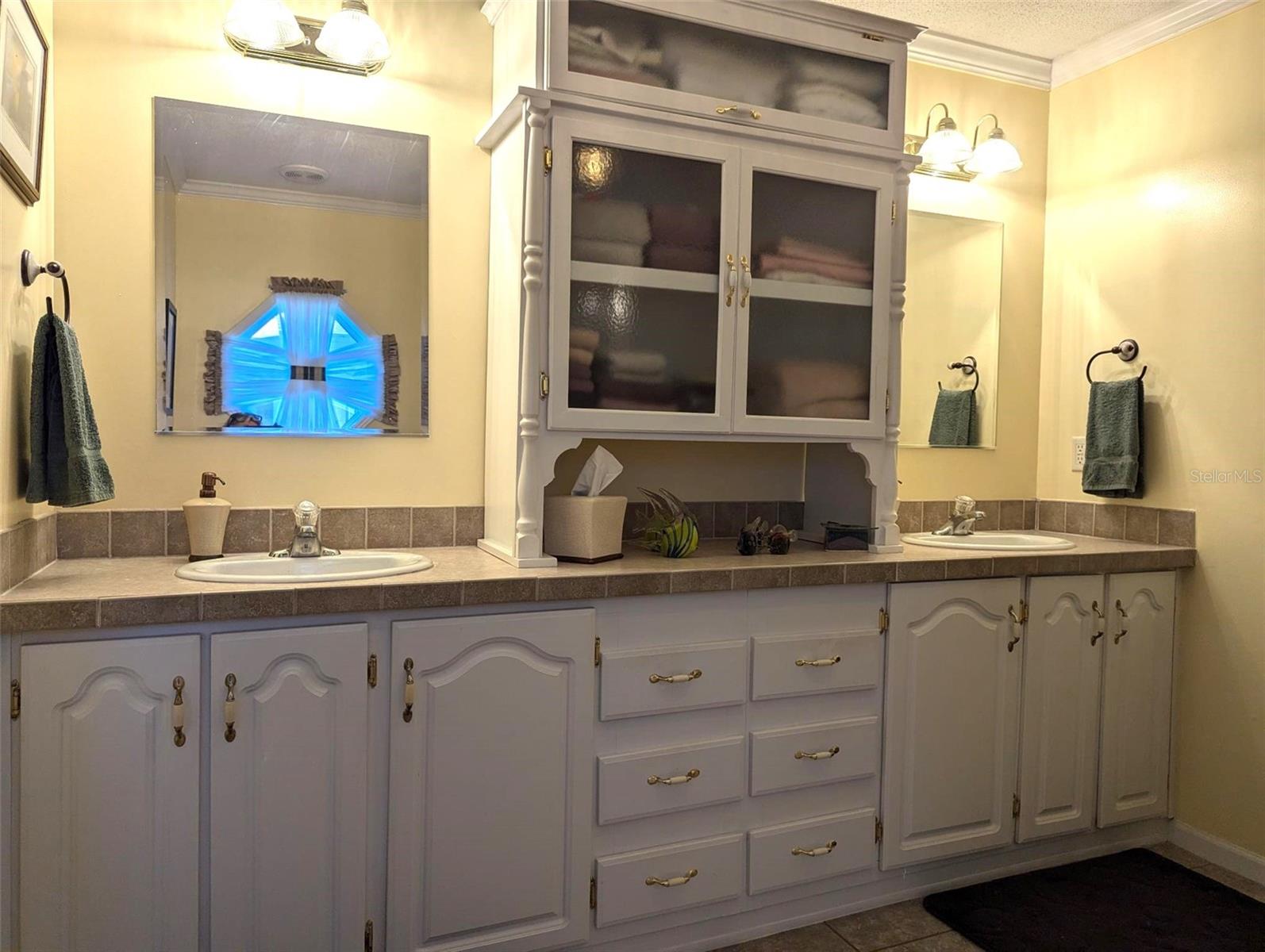 Image 31 of 83 For 2100 Kings Hwy 279