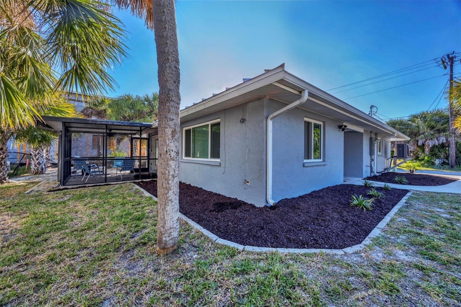 Image 26 of 47 For 1245 Holiday Drive