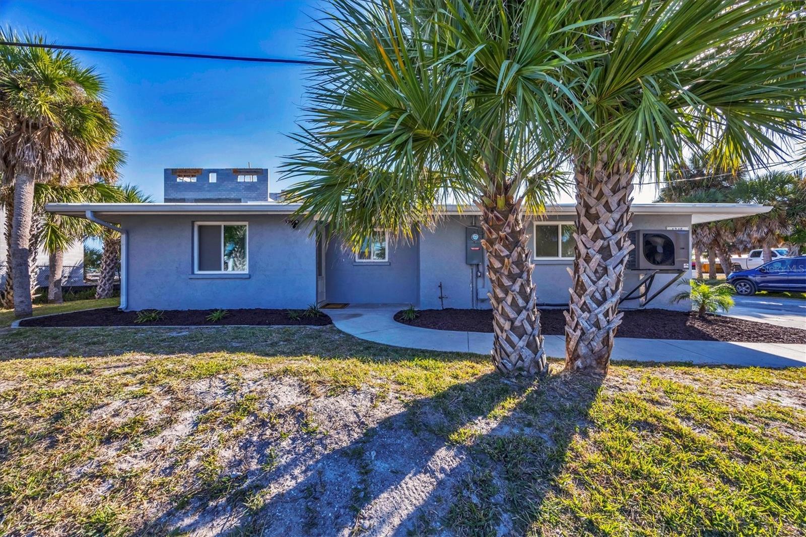 Image 3 of 47 For 1245 Holiday Drive