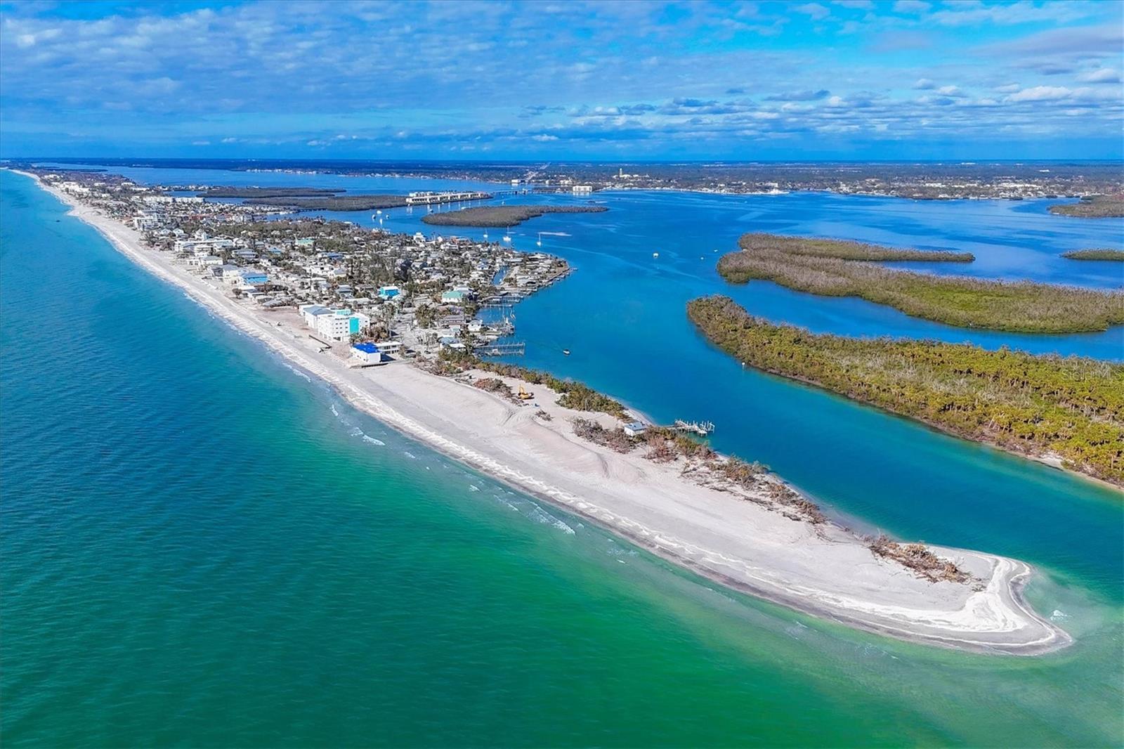 Image 37 of 47 For 1245 Holiday Drive