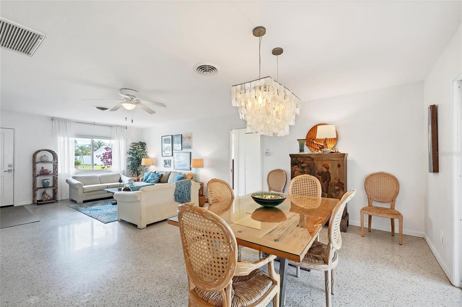 Image 11 of 25 For 1760 Edith Avenue