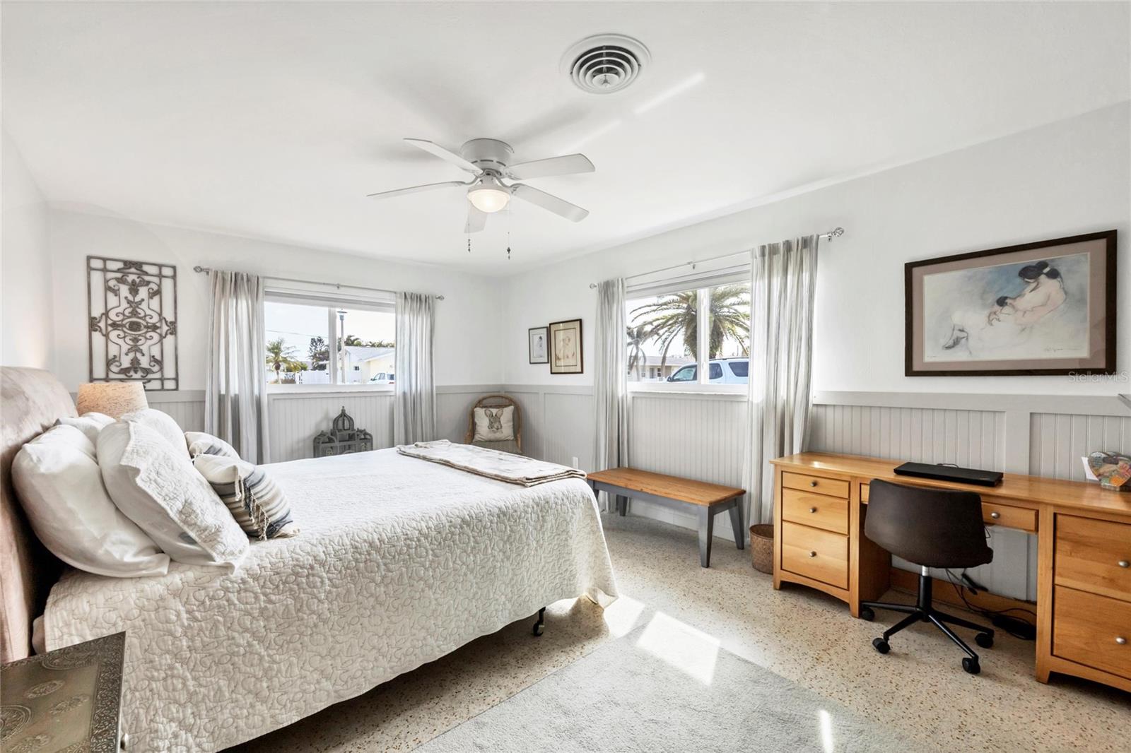 Image 19 of 25 For 1760 Edith Avenue