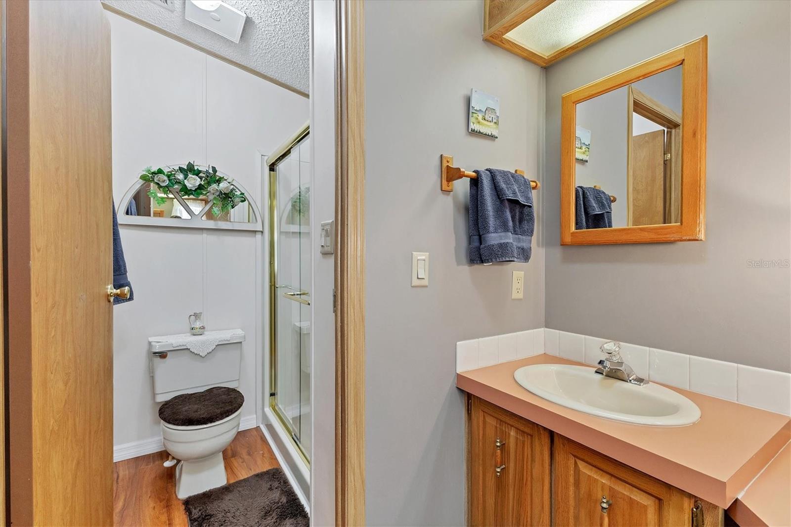 Image 22 of 48 For 775 Candlewyck Drive 47