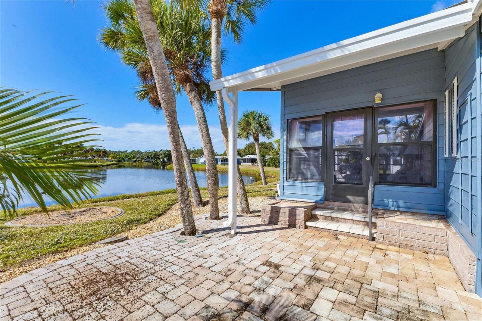 Image 32 of 48 For 775 Candlewyck Drive 47