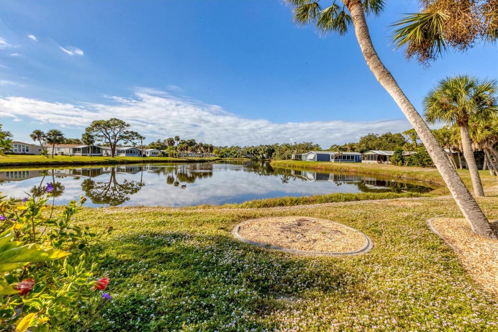 Image 33 of 48 For 775 Candlewyck Drive 47