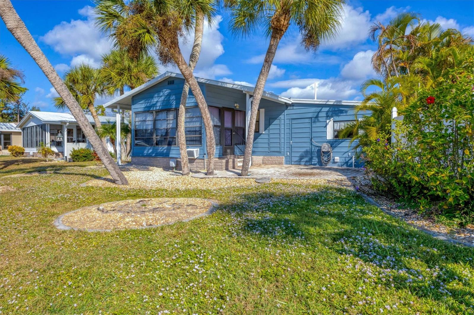 Image 35 of 48 For 775 Candlewyck Drive 47