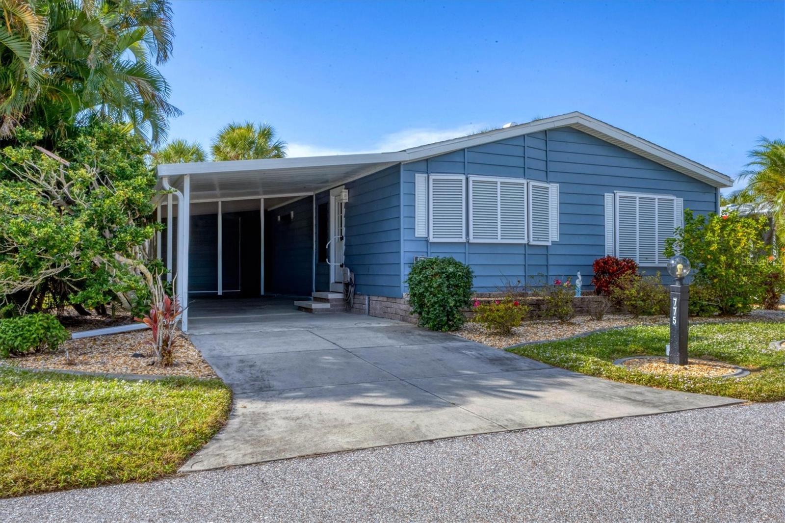 Image 6 of 48 For 775 Candlewyck Drive 47