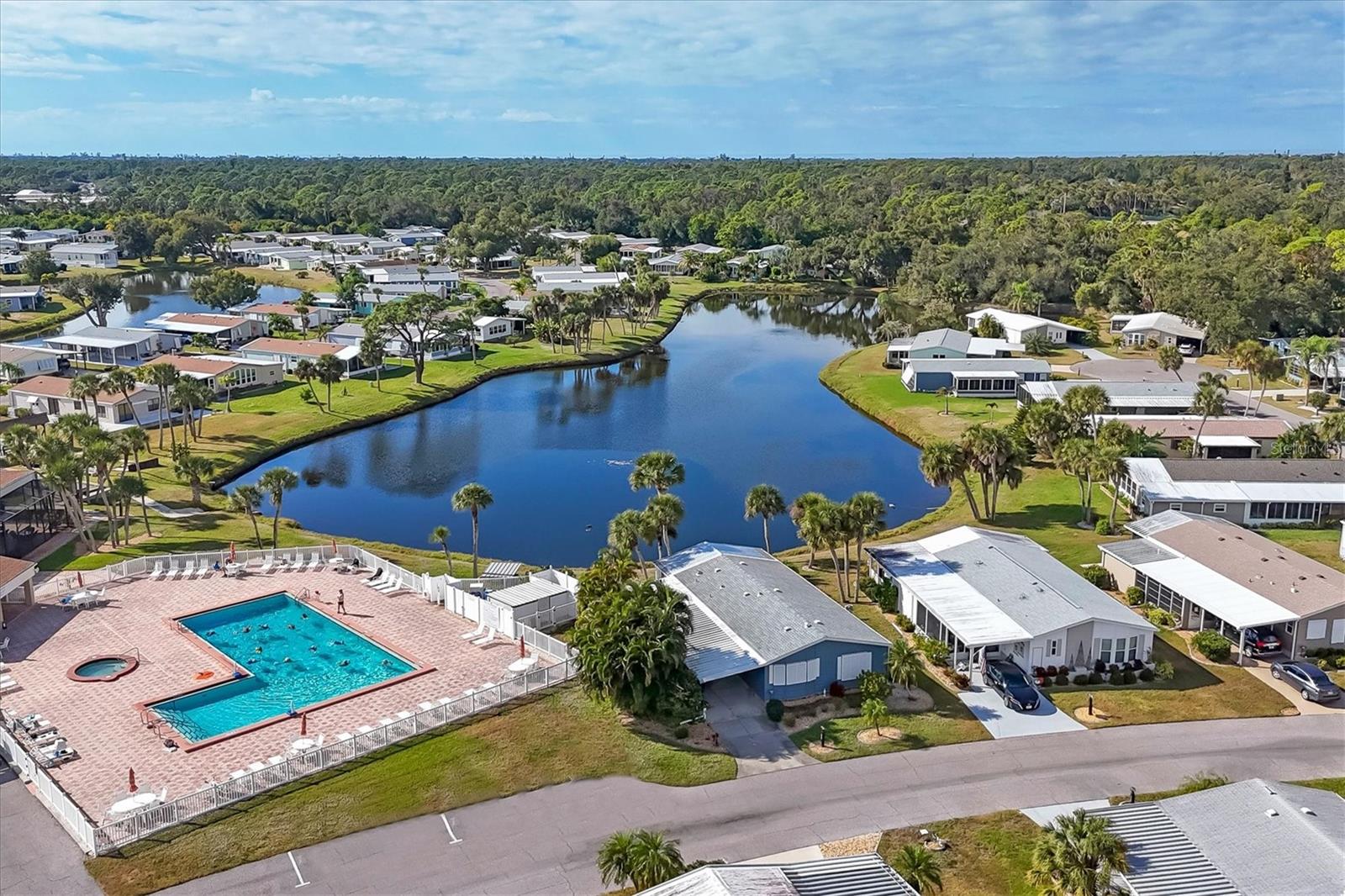 Image 9 of 48 For 775 Candlewyck Drive 47