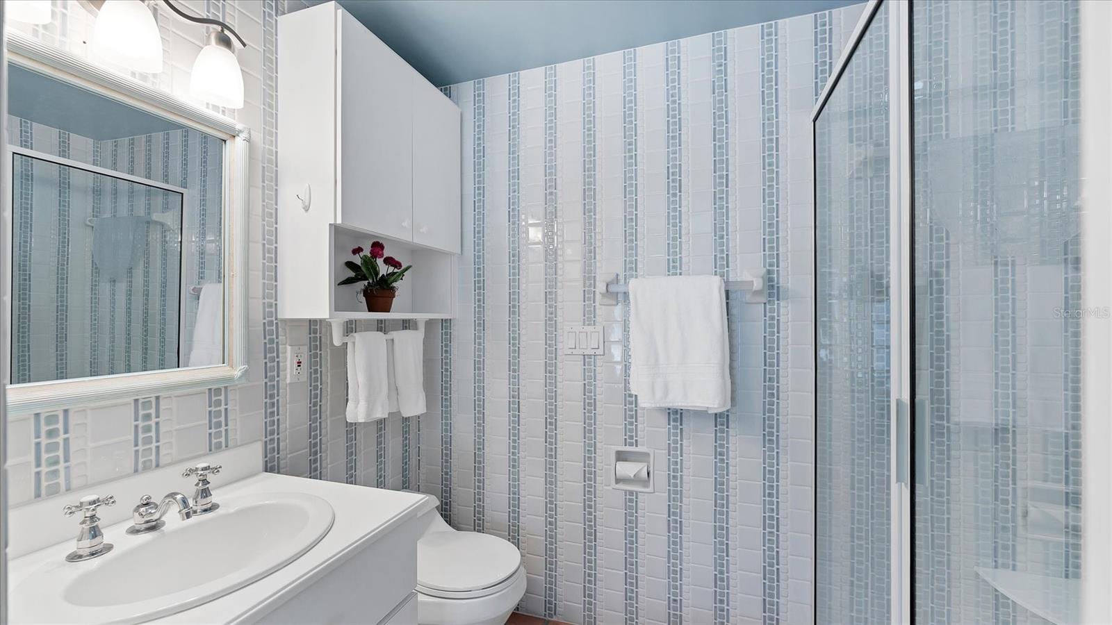 Image 24 of 40 For 402 Lafitte Street