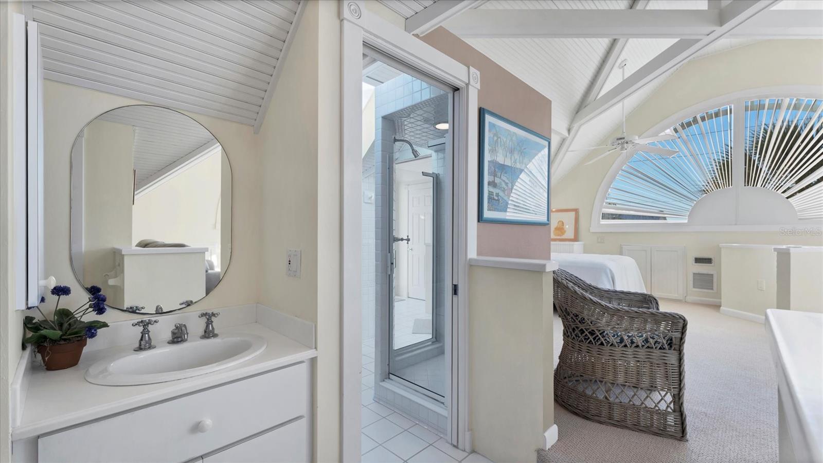 Image 32 of 40 For 402 Lafitte Street