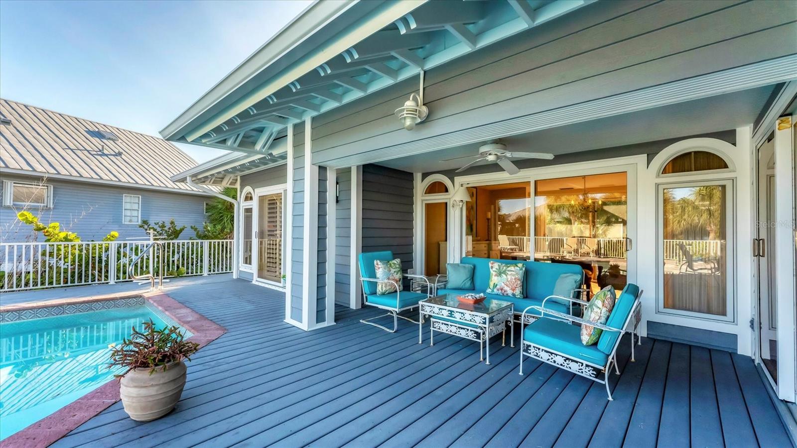 Image 36 of 40 For 402 Lafitte Street