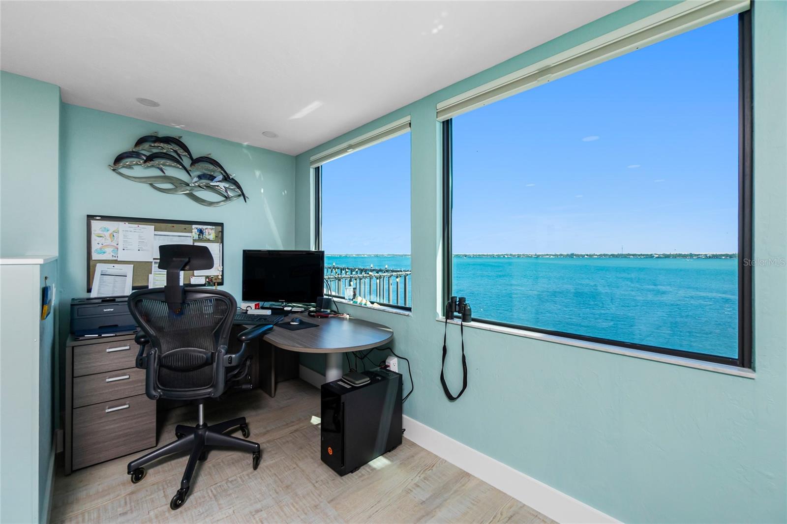 Image 36 of 57 For 2955 Beach Road D123