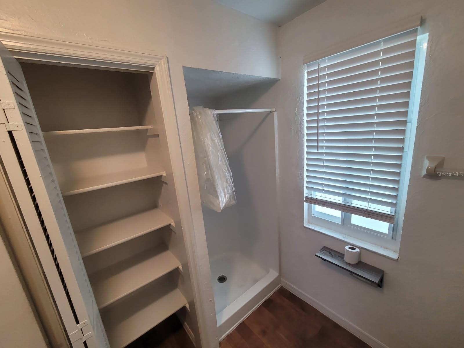 Image 12 of 19 For 22481 Westchester Boulevard B36