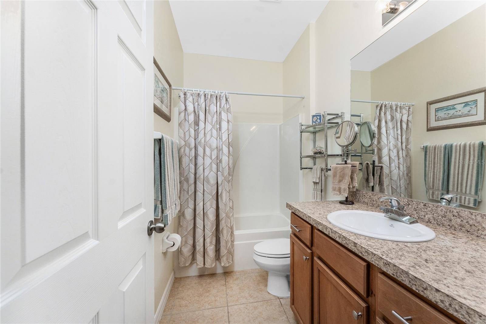 Image 32 of 57 For 13392 Abercrombie Drive