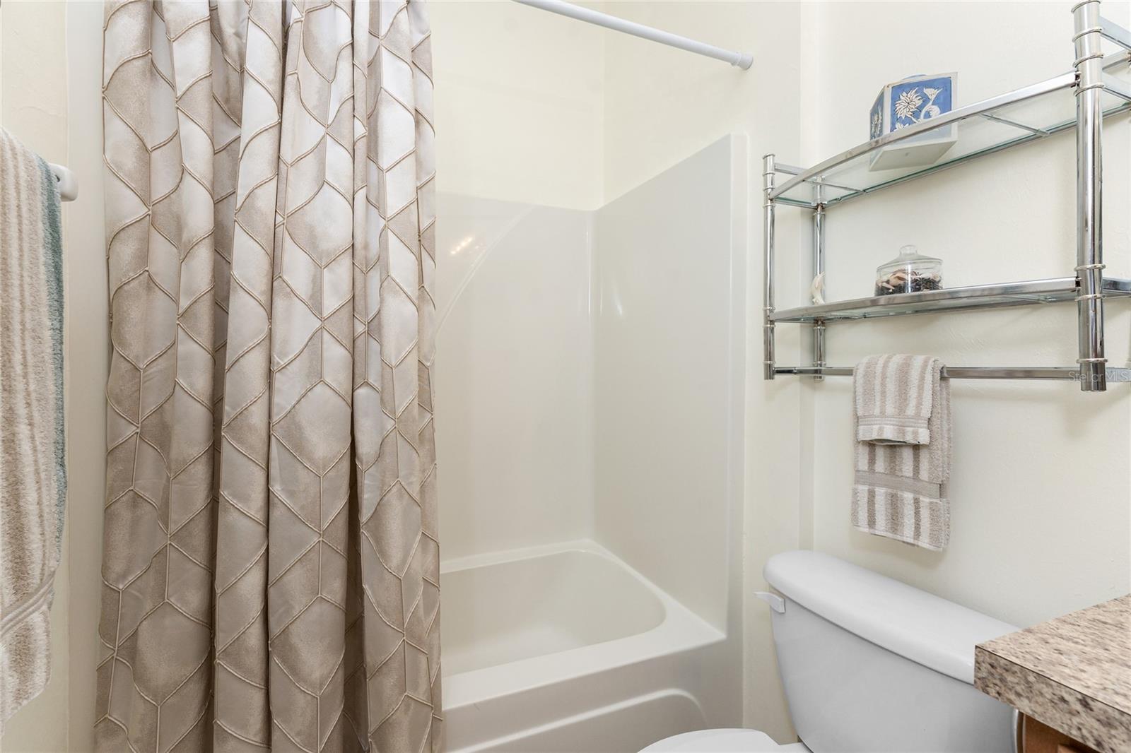 Image 33 of 57 For 13392 Abercrombie Drive