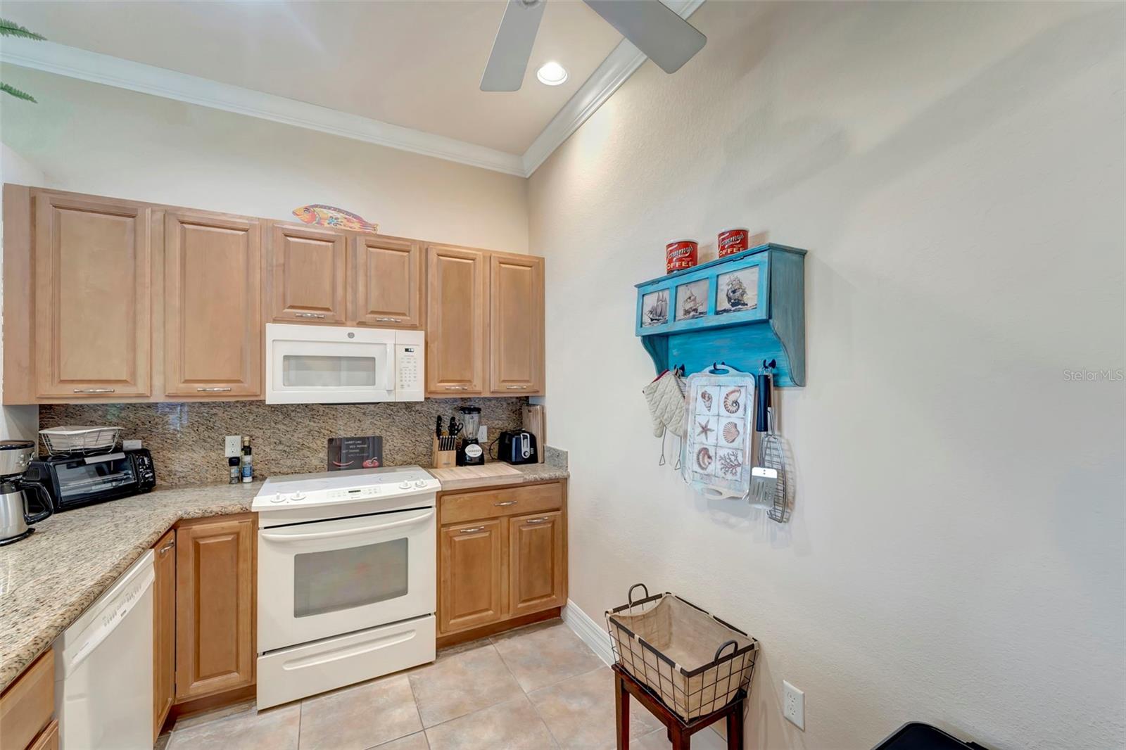 Image 11 of 40 For 12426 Grouse Avenue