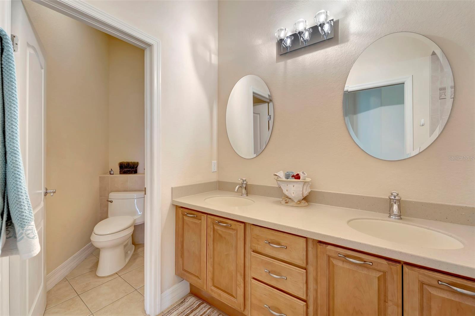 Image 23 of 40 For 12426 Grouse Avenue