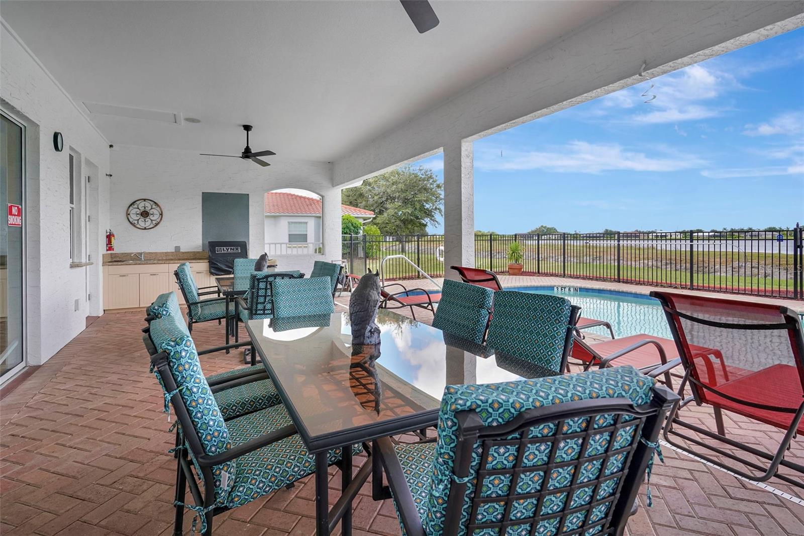 Image 36 of 40 For 12426 Grouse Avenue