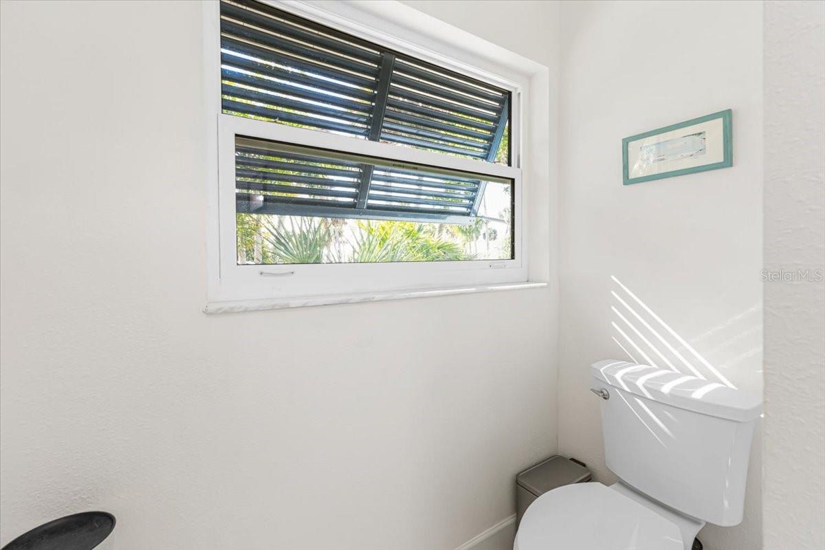 Image 25 of 53 For 830 Park Road