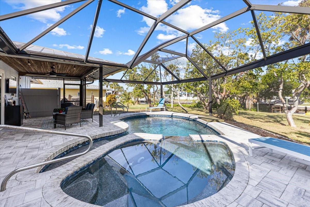 Image 37 of 53 For 830 Park Road