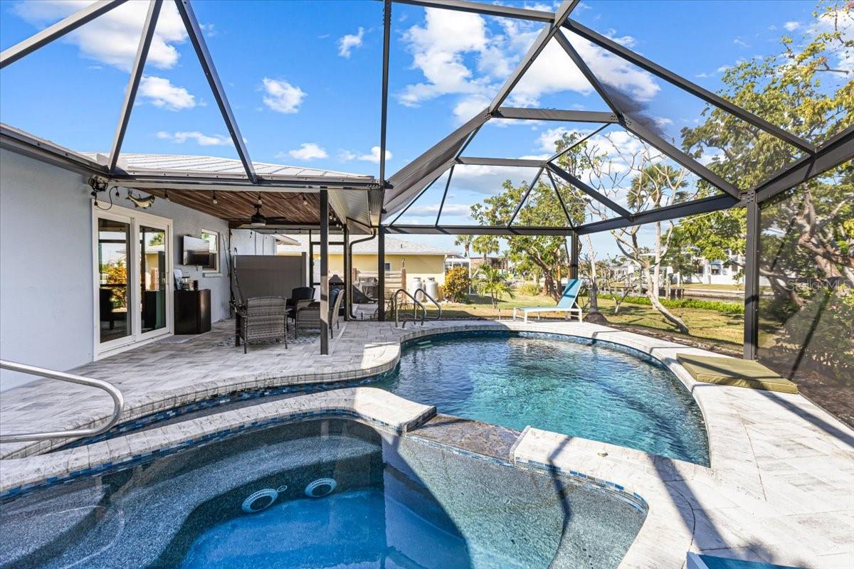 Image 38 of 53 For 830 Park Road