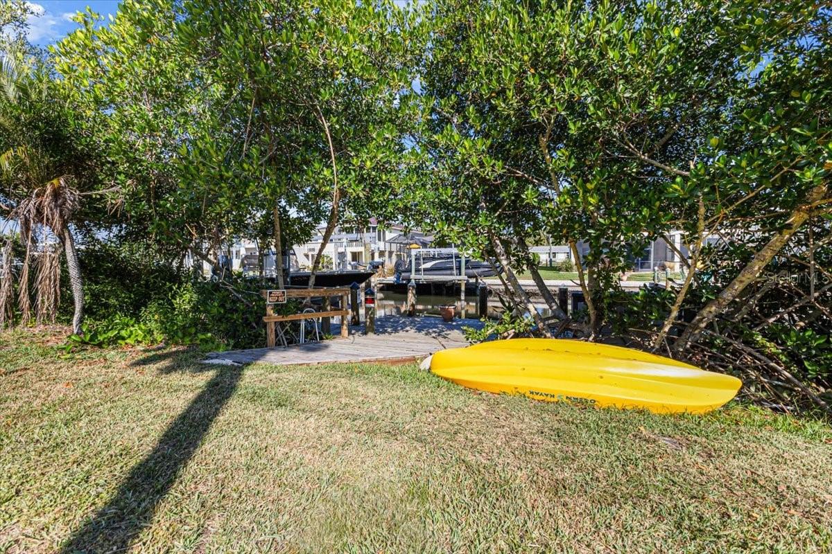 Image 43 of 53 For 830 Park Road