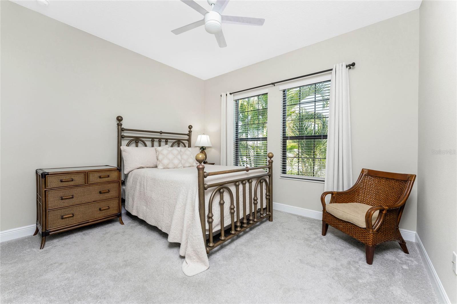 Image 34 of 71 For 26798 Weiskopf Drive