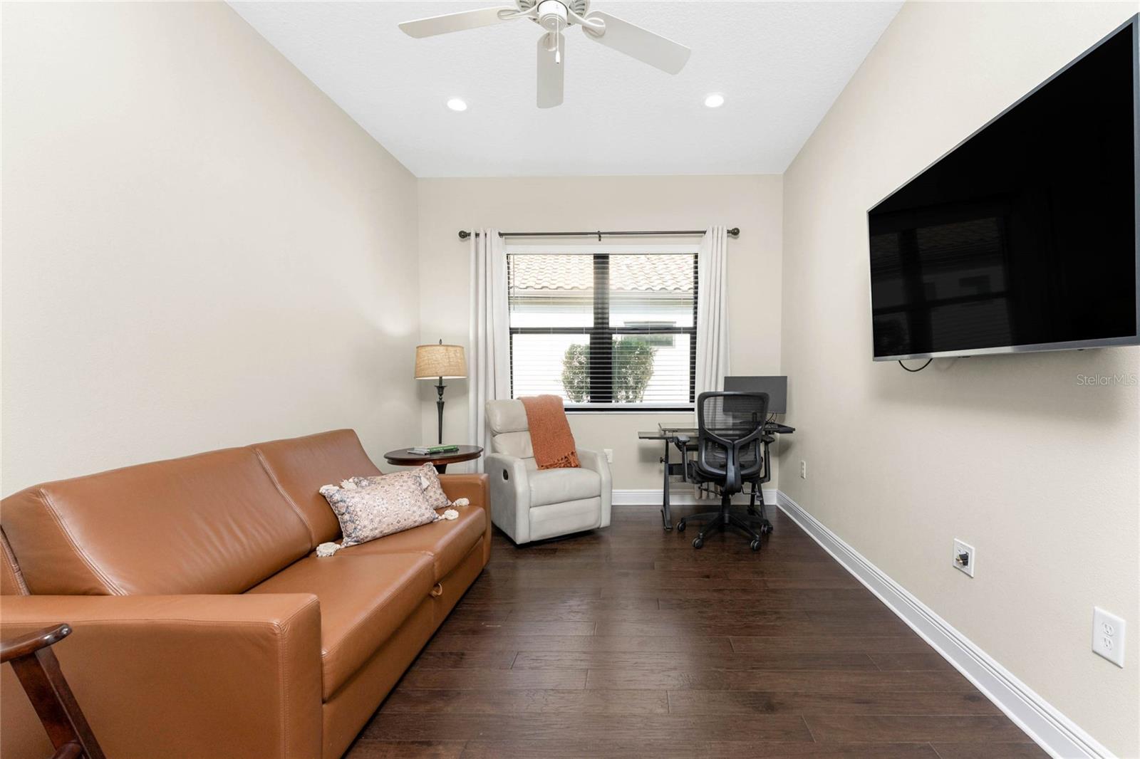 Image 42 of 71 For 26798 Weiskopf Drive