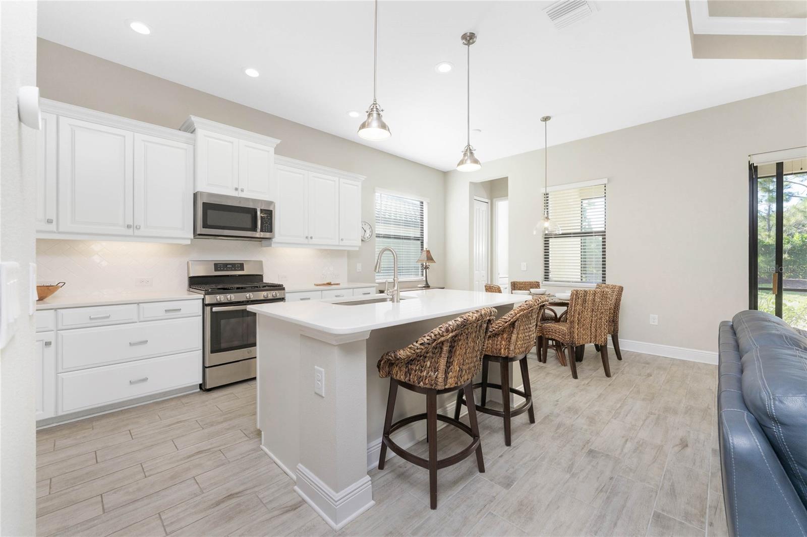 Image 9 of 71 For 26798 Weiskopf Drive