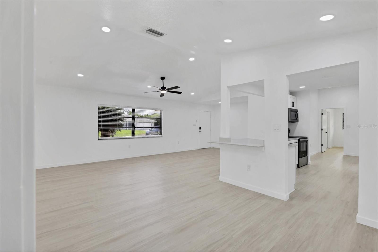 Image 16 of 28 For 948 Andrews Avenue Nw