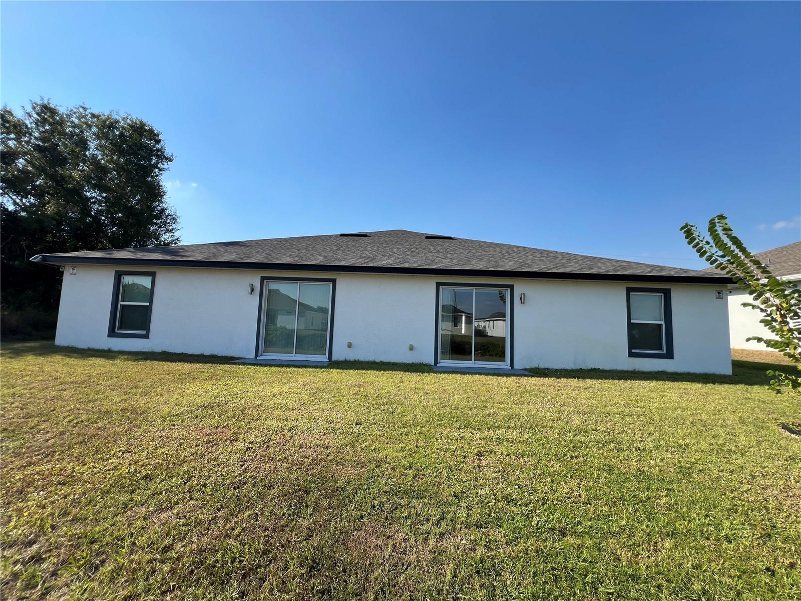 Image 25 of 47 For 9092 Agate Street