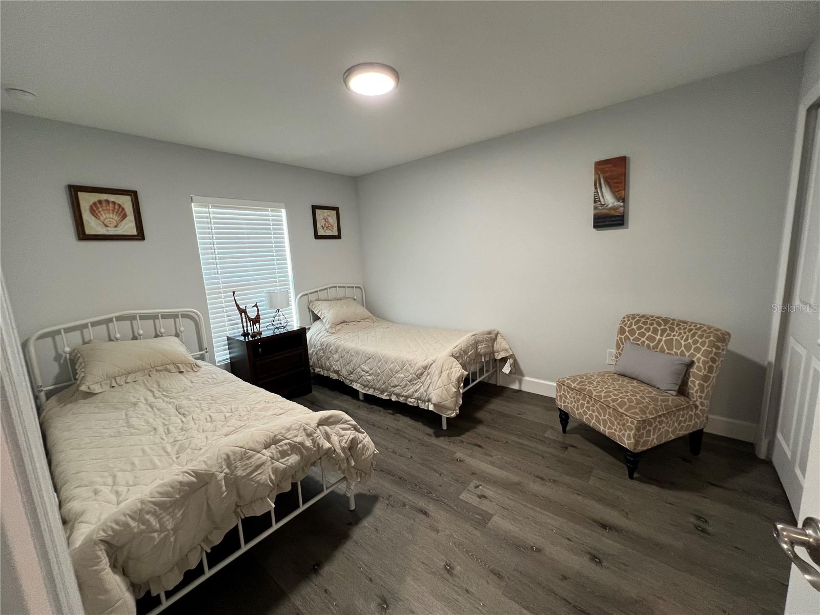 Image 29 of 47 For 9092 Agate Street