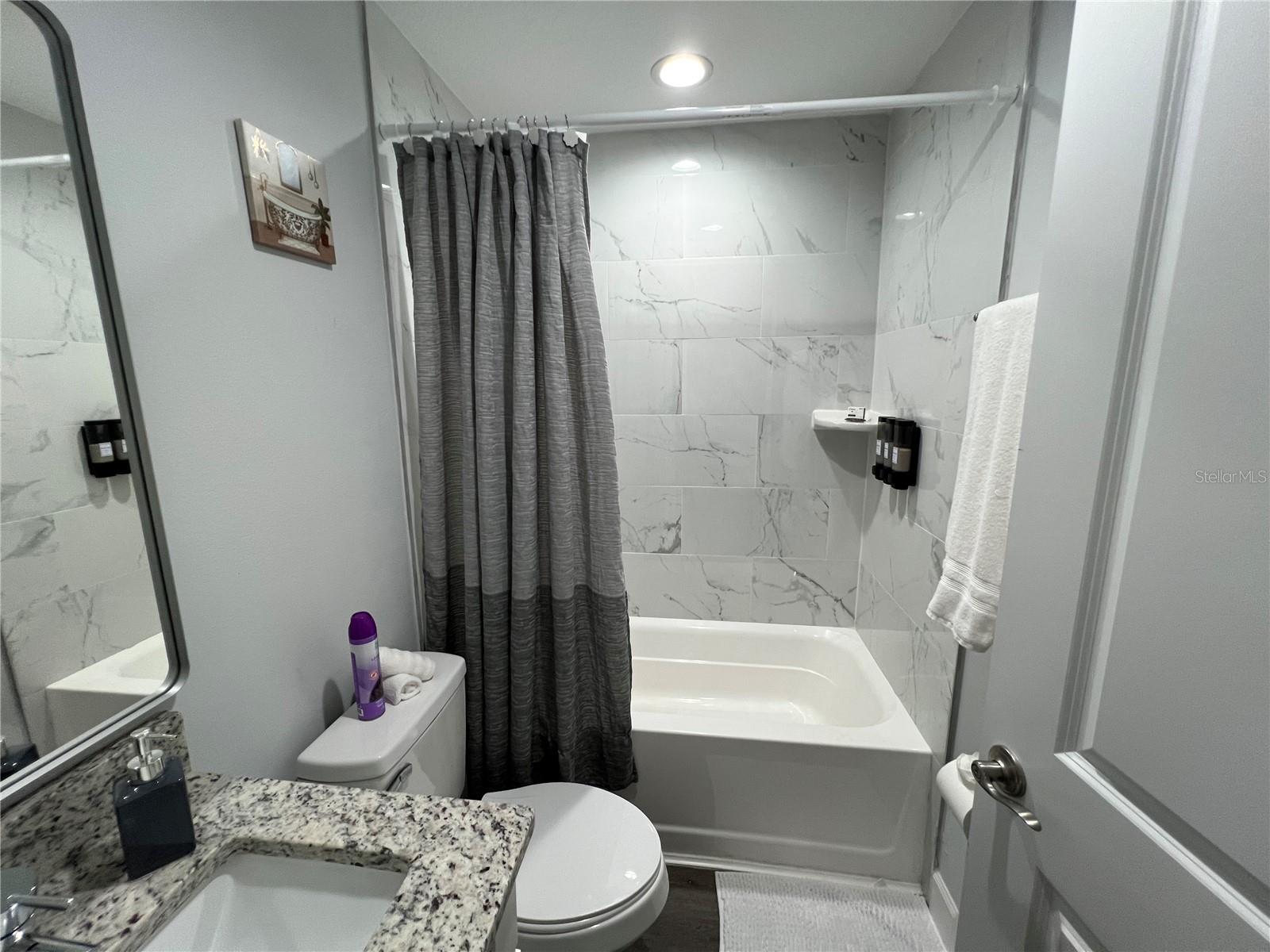 Image 35 of 47 For 9092 Agate Street