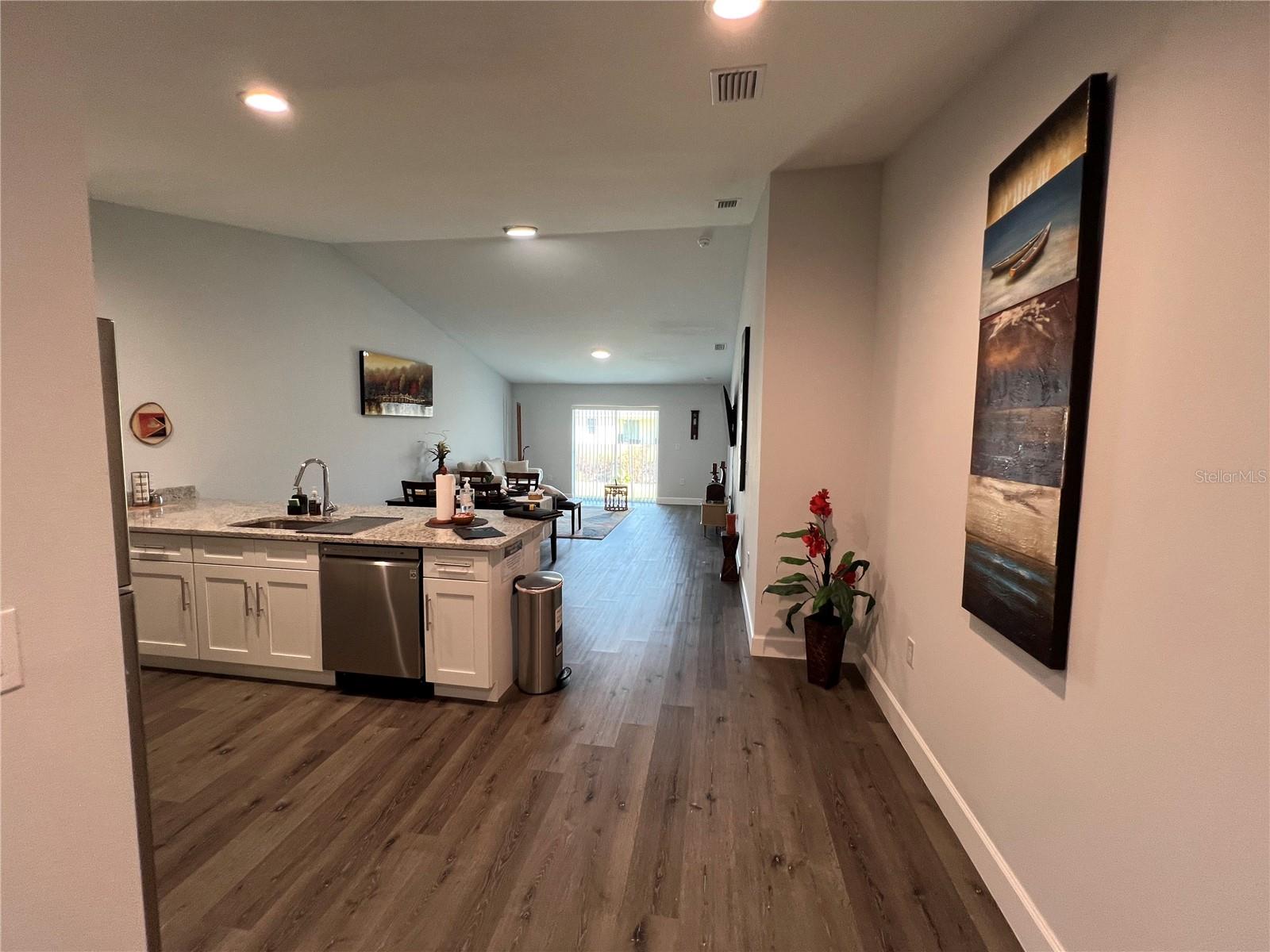 Image 36 of 47 For 9092 Agate Street