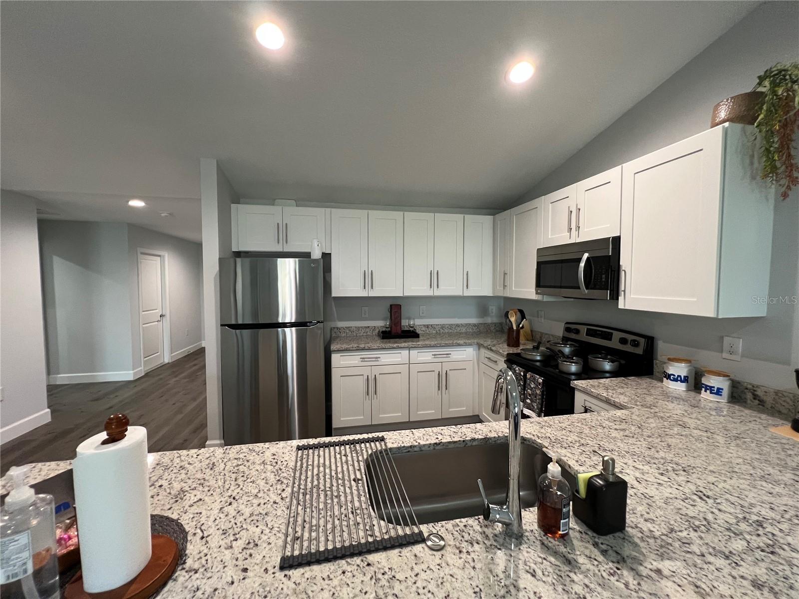 Image 38 of 47 For 9092 Agate Street