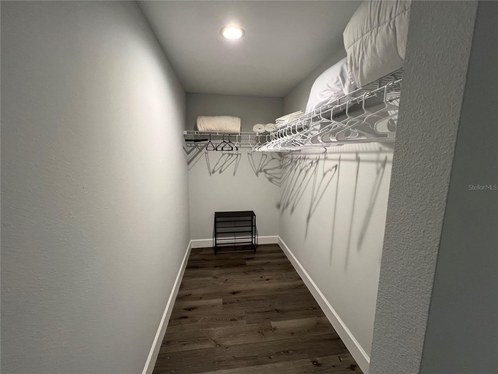 Image 44 of 47 For 9092 Agate Street